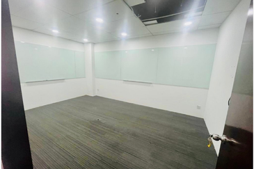 Taipan Business Centre, USJ 10