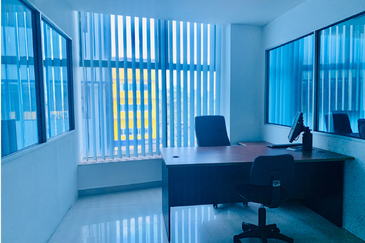 Taipan Business Centre, USJ 10