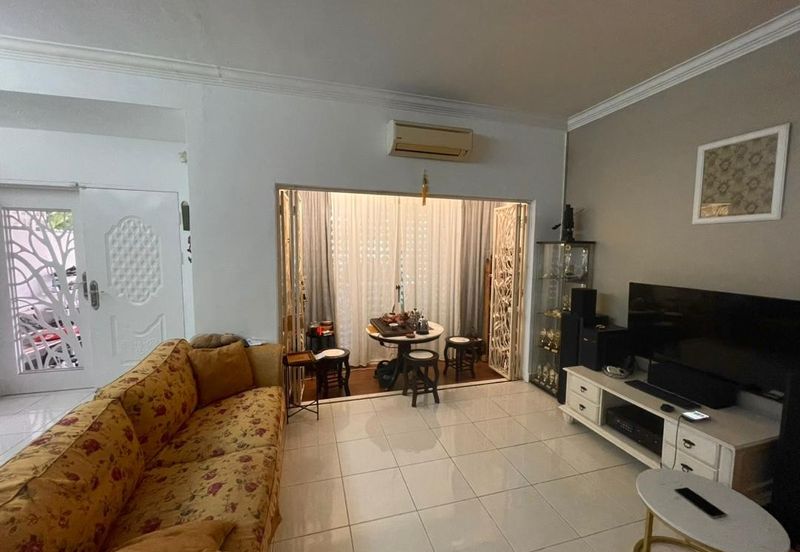 Freehold Renovated Double Storey End Lot Bandar Puteri Puchong