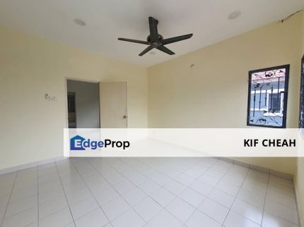 End Lot Double Storey Taman Putra Impiana Puchong, Selangor, Puchong
