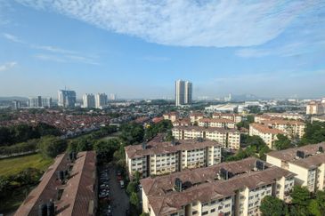 Hijauan Puteri Condominiums