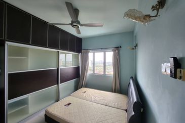 Hijauan Puteri Condominiums