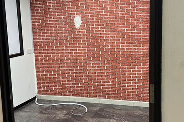 Jalan Kenari, Bandar Puchong Jaya