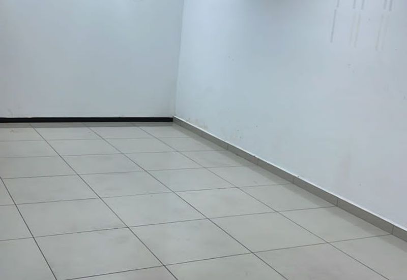 Jalan Kenari, Bandar Puchong Jaya