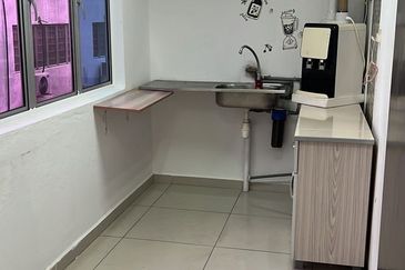 Jalan Kenari, Bandar Puchong Jaya