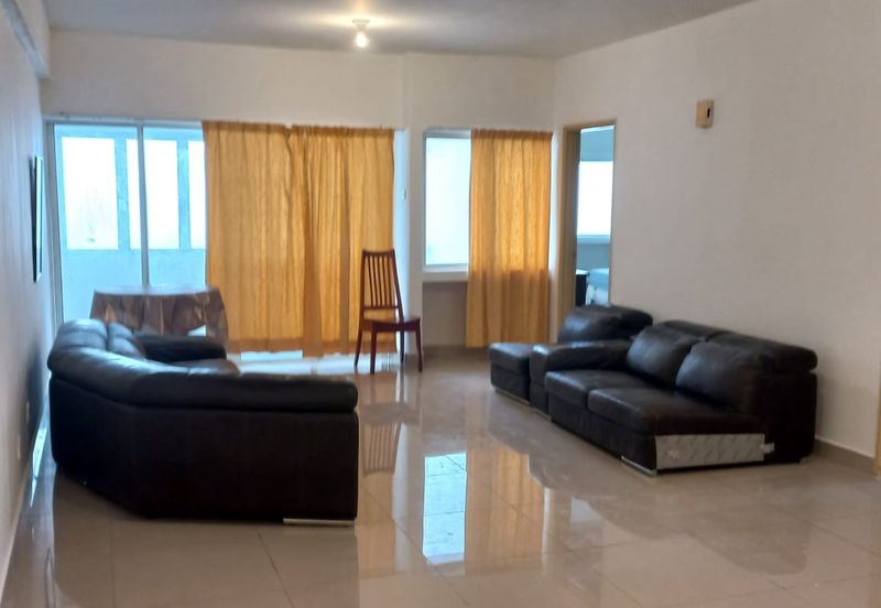 Golden Hills Resort (Amber Court)