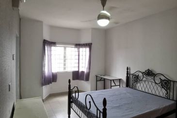 Endah Regal Condominium