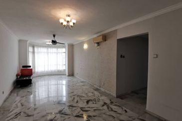 Endah Regal Condominium