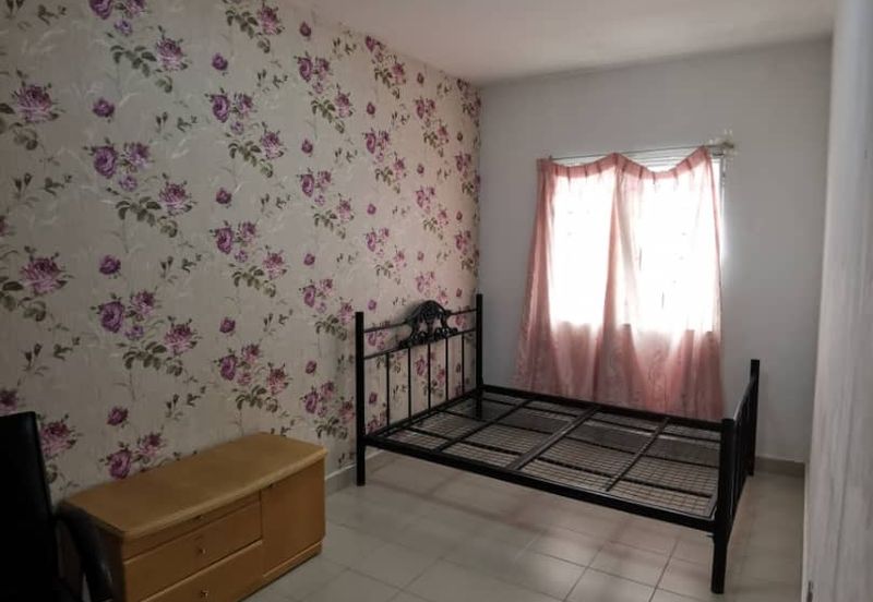 Endah Regal Condominium