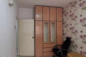 Endah Regal Condominium