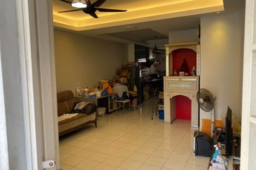 Taman Pinggiran Putra