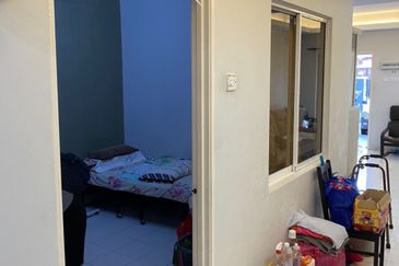 Taman Pinggiran Putra