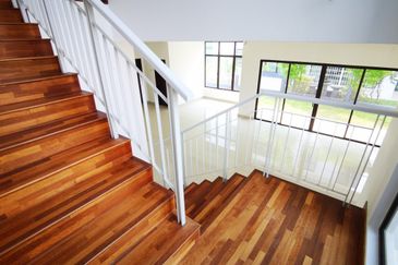 Perdana Lakeview East