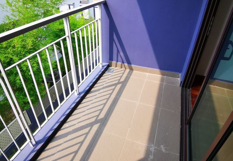 Perdana Lakeview East