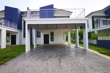 Perdana Lakeview East