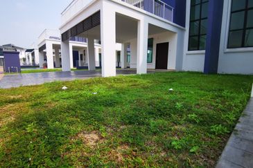 Perdana Lakeview East