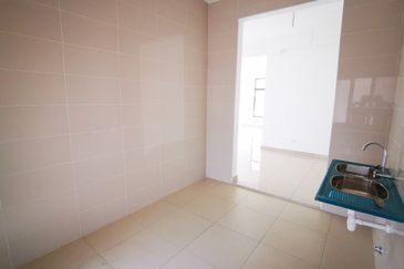 Perdana Lakeview East