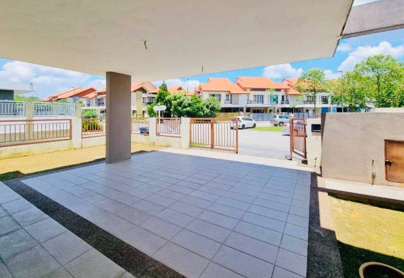 BRAND NEW 2 Storey Superlink End Lot Pentas