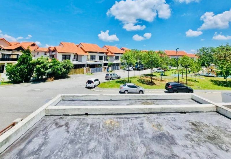 BRAND NEW 2 Storey Superlink End Lot Pentas