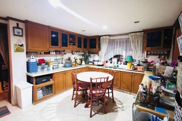 Freehold Double Storey Bungalow Taman Setia Gombak