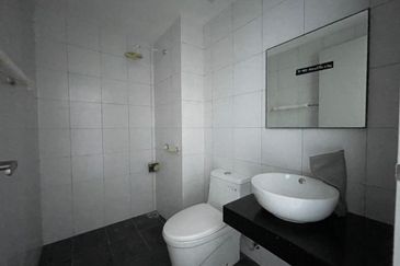 Dual Key Exclsive Freehld Service Aprtment KL City