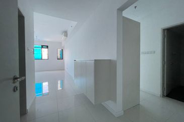 Dual Key Exclsive Freehld Service Aprtment KL City