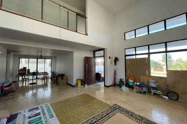 Spacious Corner Bungalow Facing Open Subang Bestrari Shah Alam