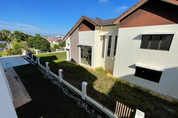 Spacious Corner Bungalow Facing Open Subang Bestrari Shah Alam