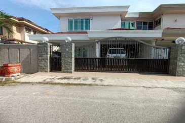 SPACIOUS Double Storey Semi-Detached Lorong Raja Abdul Rahman, Kapar 