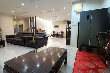 SPACIOUS Double Storey Semi-Detached Lorong Raja Abdul Rahman, Kapar 