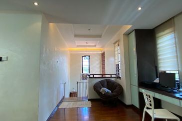 2 STOREY CORNER LOT JALAN MIMBAR, BUKIT JELUTONG 