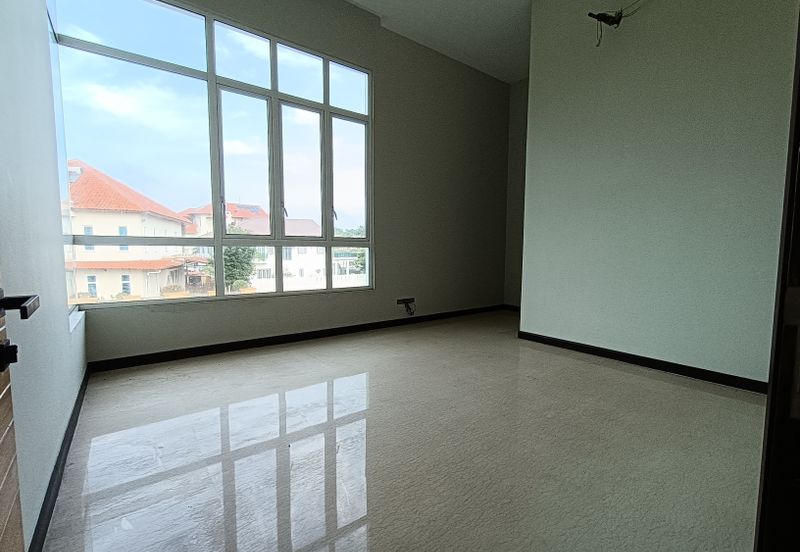 Modern 2 ½ Storey Bungalow Design with Pool and Private Life at Bukit Jelutong