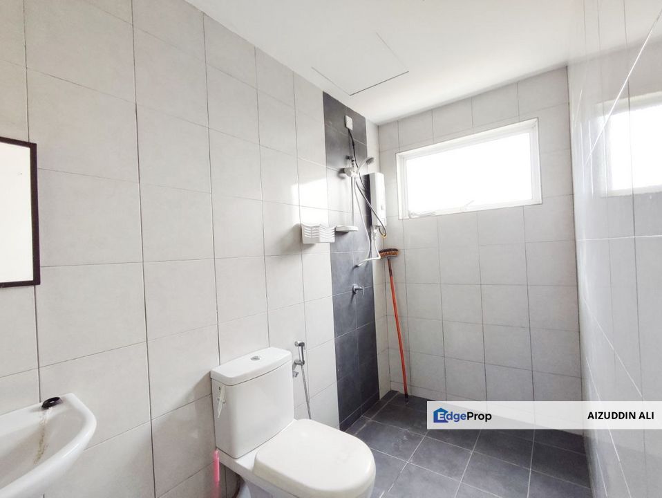 TERMURAH Puncak 7 Residensi, Seksyen 7, Shah Alam , Selangor, Shah Alam