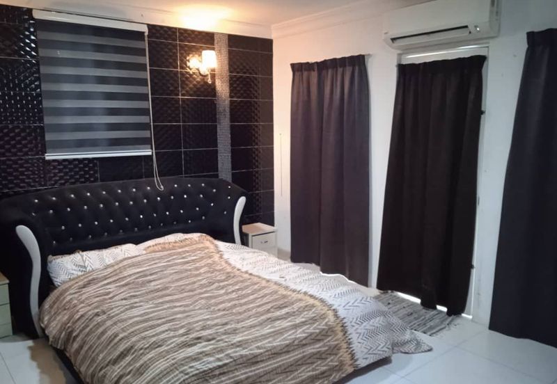 Taman Teluk Gedung Indah