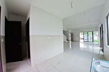 Tari 2 @ Alam Impian