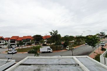 Tari 2 @ Alam Impian