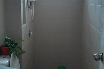 I Residence @ I City