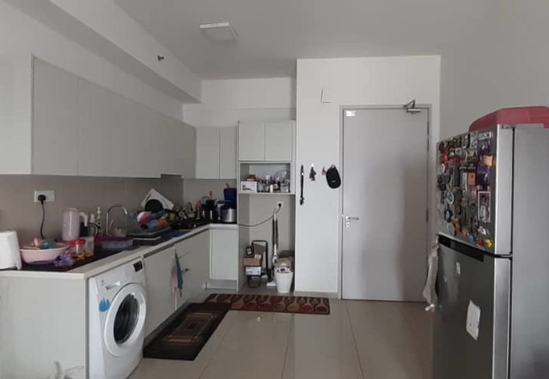 I Residence @ I City