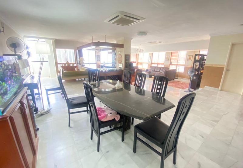 Menara Antara Duplex Nice View, 11&12 floors Located in Bukit Ceylon Persiaran Raja Chulan, Bukit Bintang Kuala Lumpur