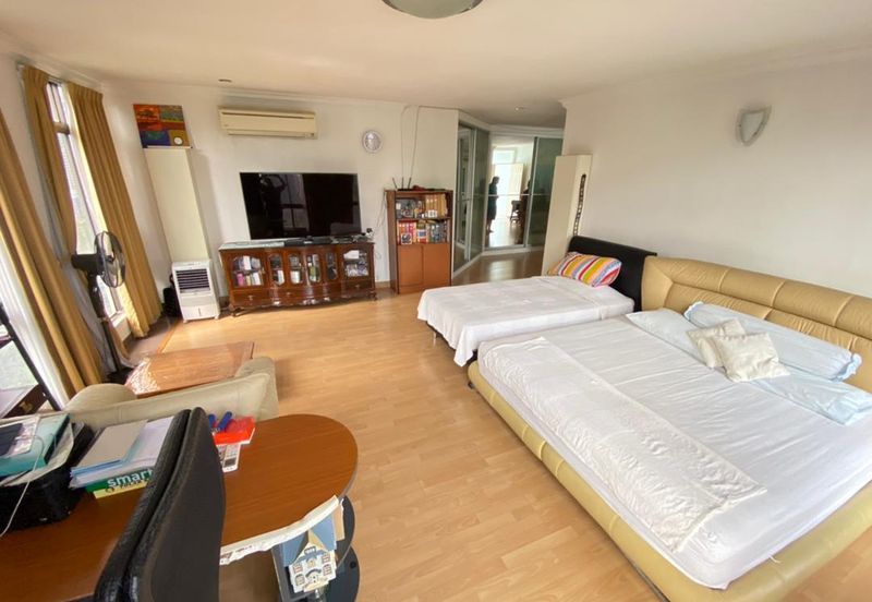 Menara Antara Duplex Nice View, 11&12 floors Located in Bukit Ceylon Persiaran Raja Chulan, Bukit Bintang Kuala Lumpur