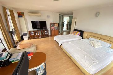 Menara Antara Duplex Nice View, 11&12 floors Located in Bukit Ceylon Persiaran Raja Chulan, Bukit Bintang Kuala Lumpur