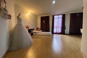 Menara Antara Duplex Nice View, 11&12 floors Located in Bukit Ceylon Persiaran Raja Chulan, Bukit Bintang Kuala Lumpur