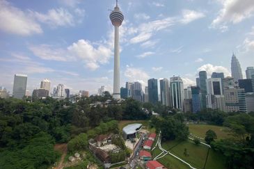 Menara Antara Duplex Nice View, 11&12 floors Located in Bukit Ceylon Persiaran Raja Chulan, Bukit Bintang Kuala Lumpur