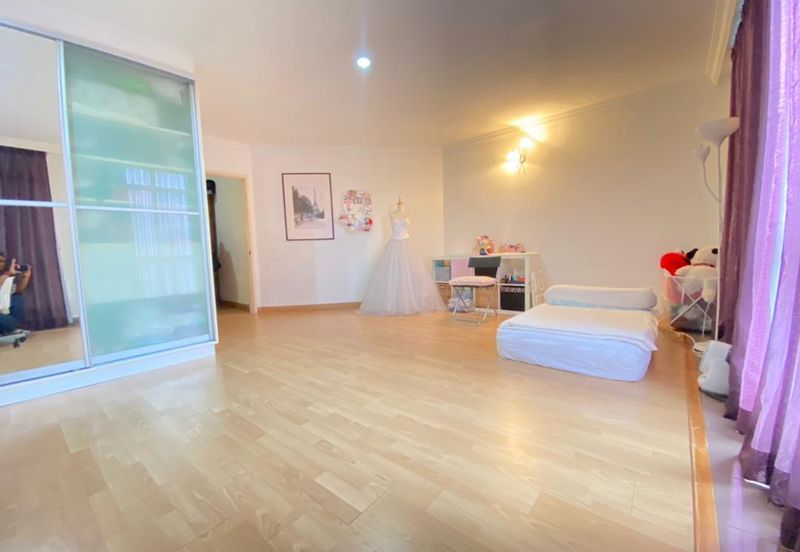 Menara Antara Duplex Nice View, 11&12 floors Located in Bukit Ceylon Persiaran Raja Chulan, Bukit Bintang Kuala Lumpur