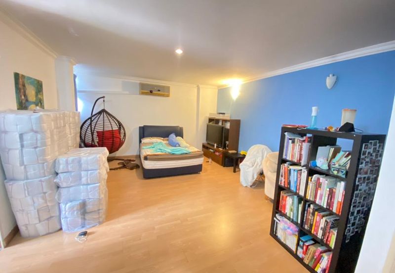 Menara Antara Duplex Nice View, 11&12 floors Located in Bukit Ceylon Persiaran Raja Chulan, Bukit Bintang Kuala Lumpur