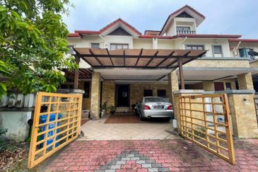 Double Storey Jalan Adang, Seksyen U8 Bukit Jelutong, Shah Alam