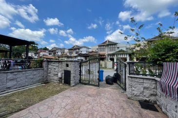 Renovate &Fully Extended 2 Storey Jalan Kubah Bukit Jelutong