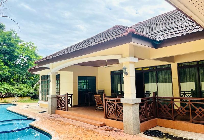 Sungai Buloh Country Resort