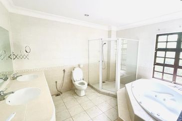 Sungai Buloh Country Resort