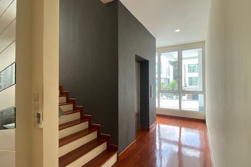 3.5 STOREY ASPEN GARDEN RESIDENCE BUNGALOW, CYBERJAYA 